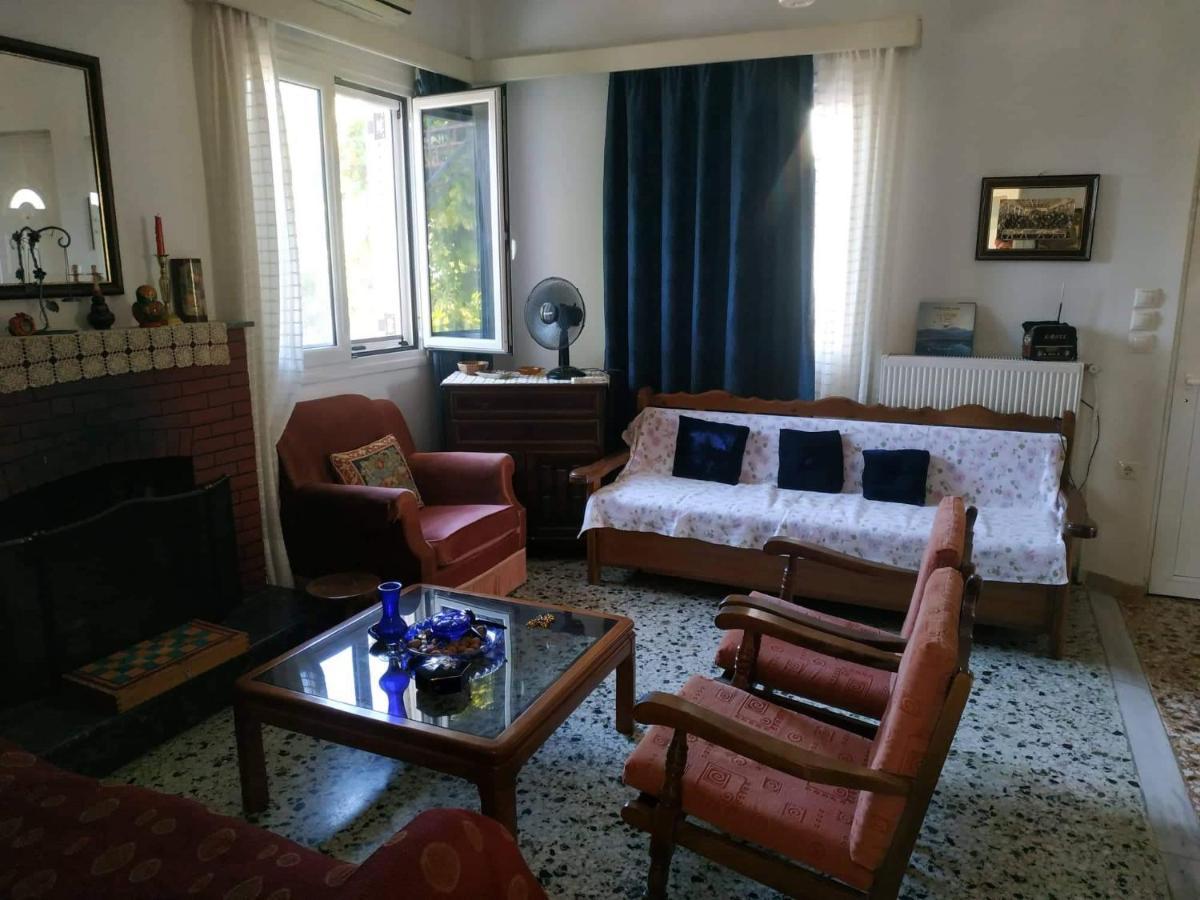 아이기오 Vacation House Dionysia 빌라 외부 사진